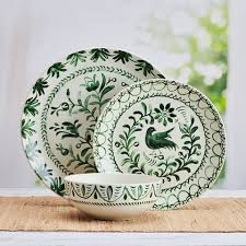 Dinnerware